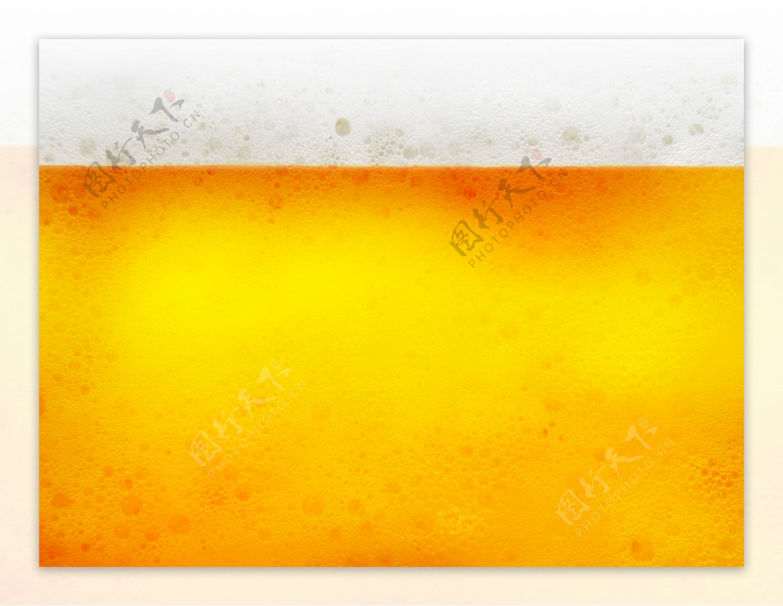 桌面壁纸饮料啤酒水泡沫冰爽感觉设计素材