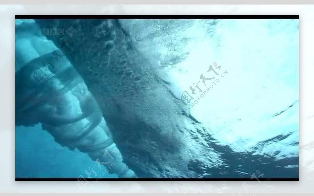 海上巨浪风景画视频图片