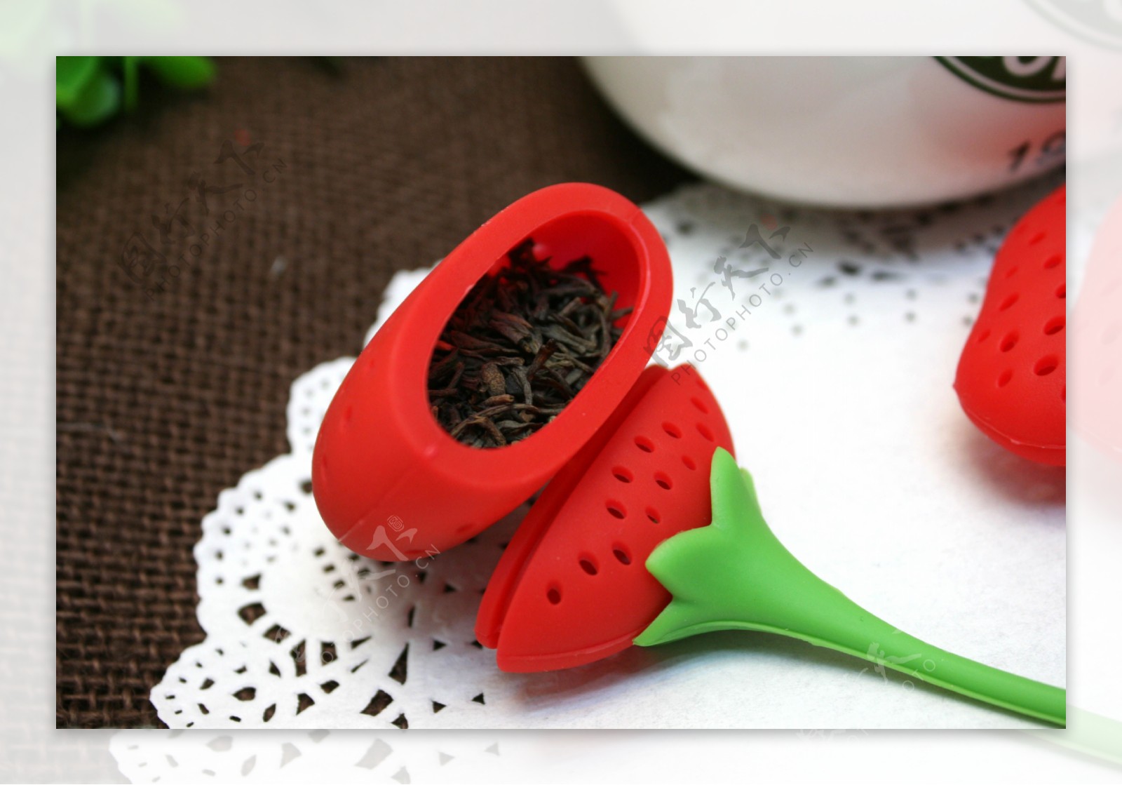 草莓滤茶器图片
