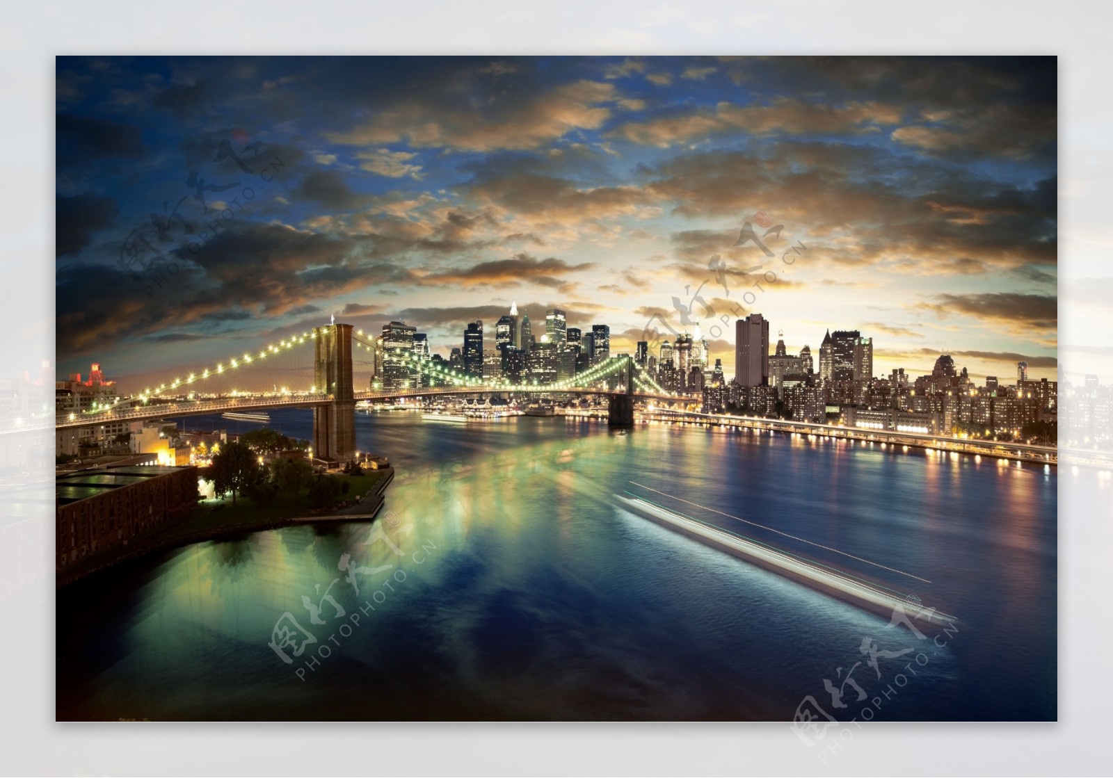 都市跨海大桥霓虹图片