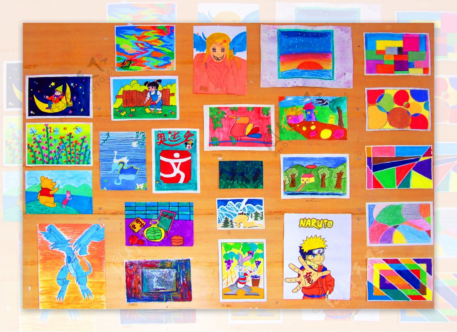 学生美术色彩画展览板图片