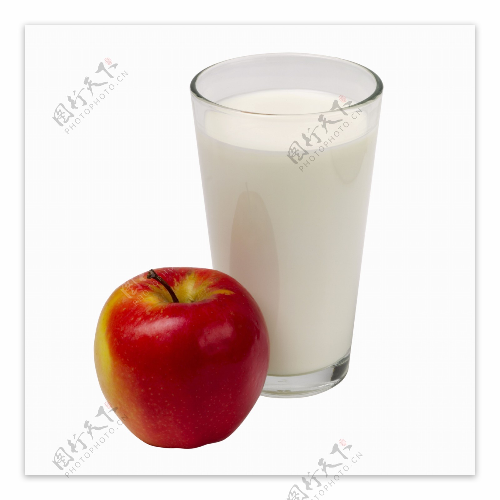 一杯牛奶苹果图片