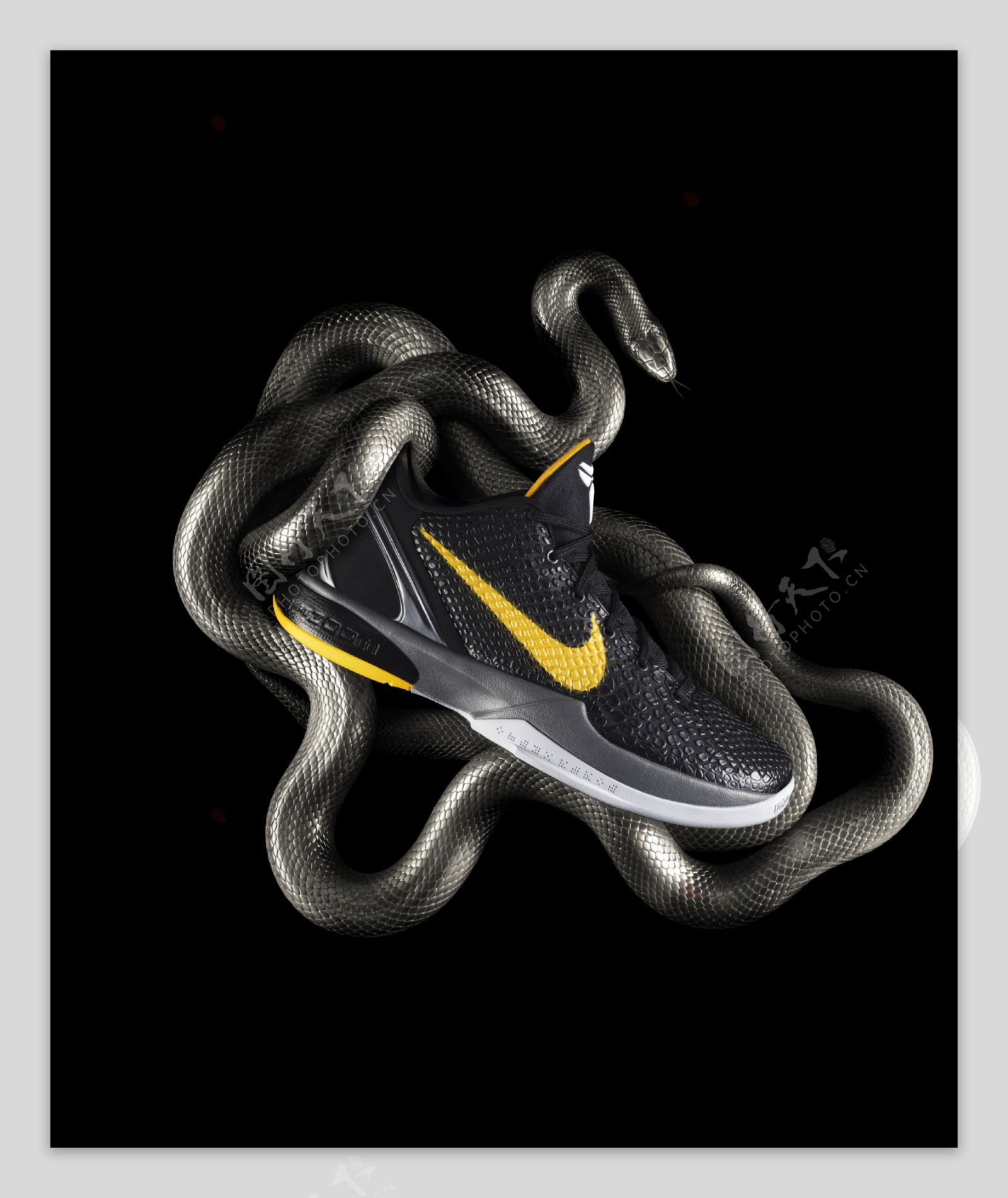 耐克最新篮球鞋广告宣传原始图图片