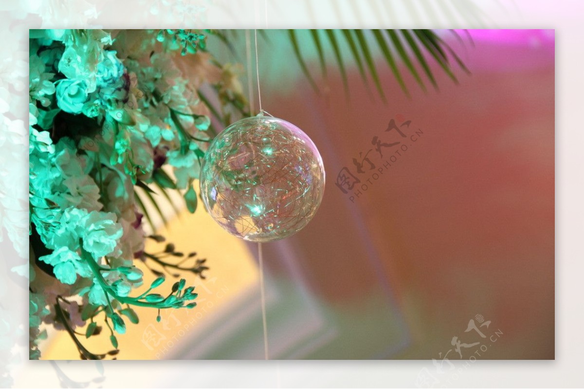 婚礼花树玻璃吊球图片