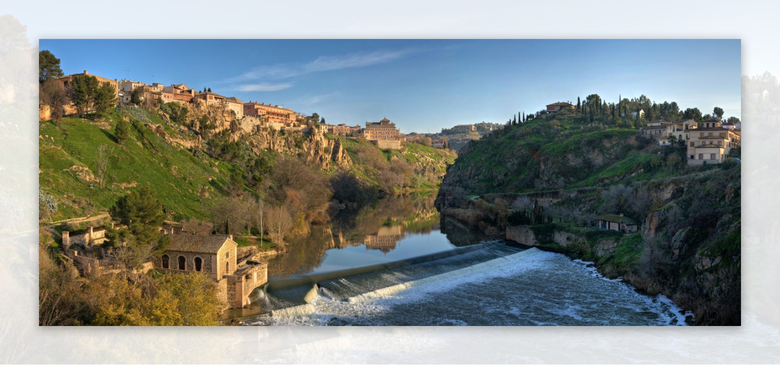 西班牙托莱多塔霍河全景图图片