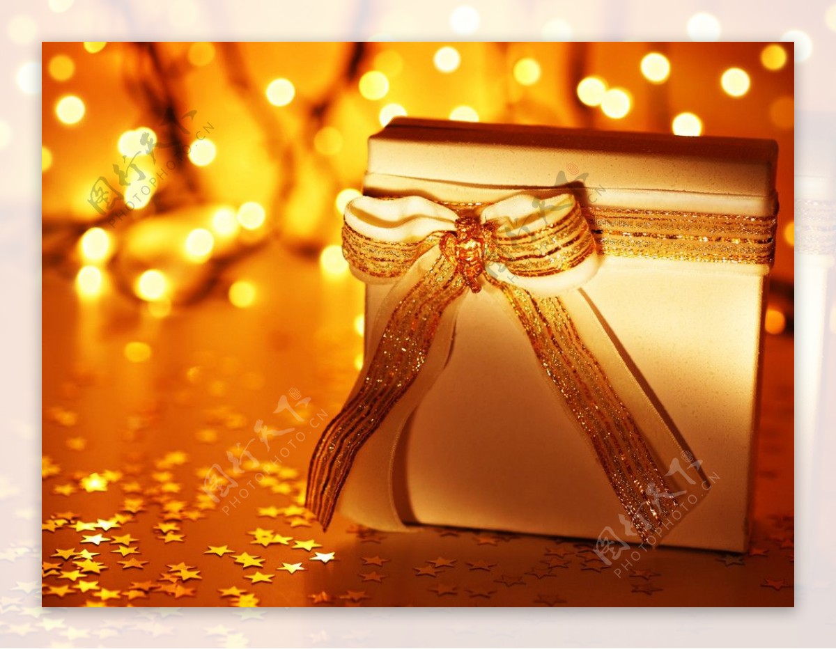金色圣诞礼品盒背景图片