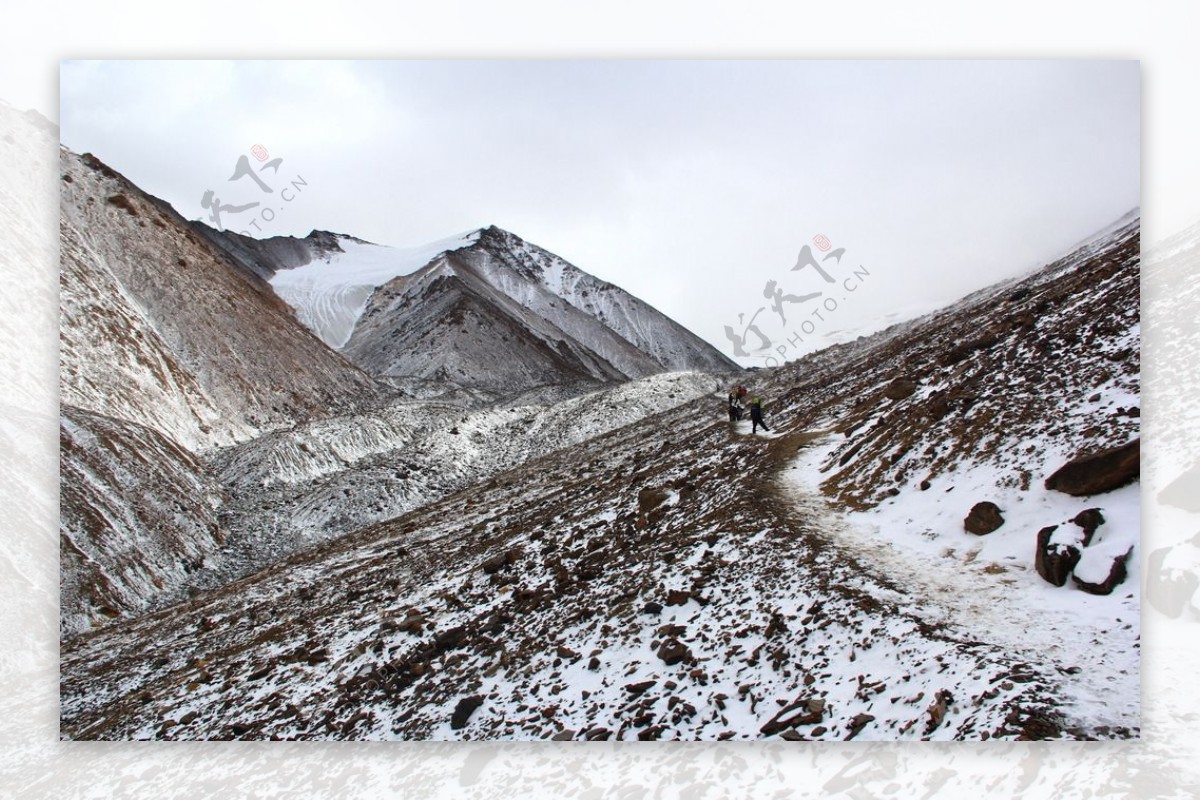 高原雪山图片