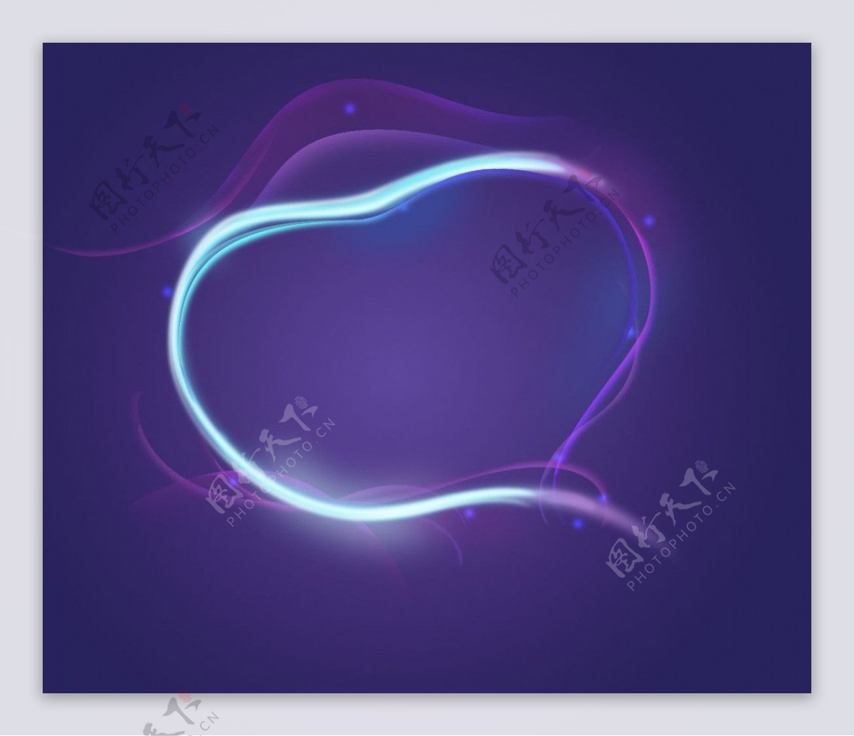 梦幻紫蓝色光束心形图片