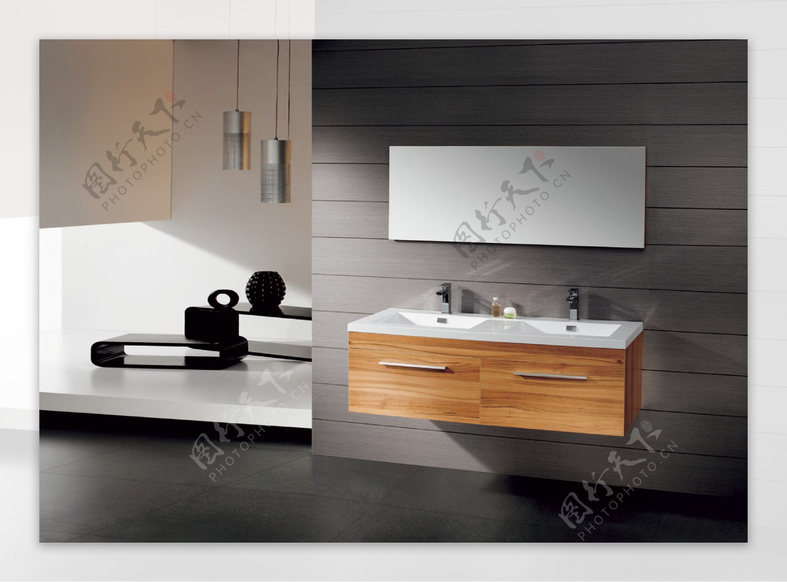 木纹浴室柜图片