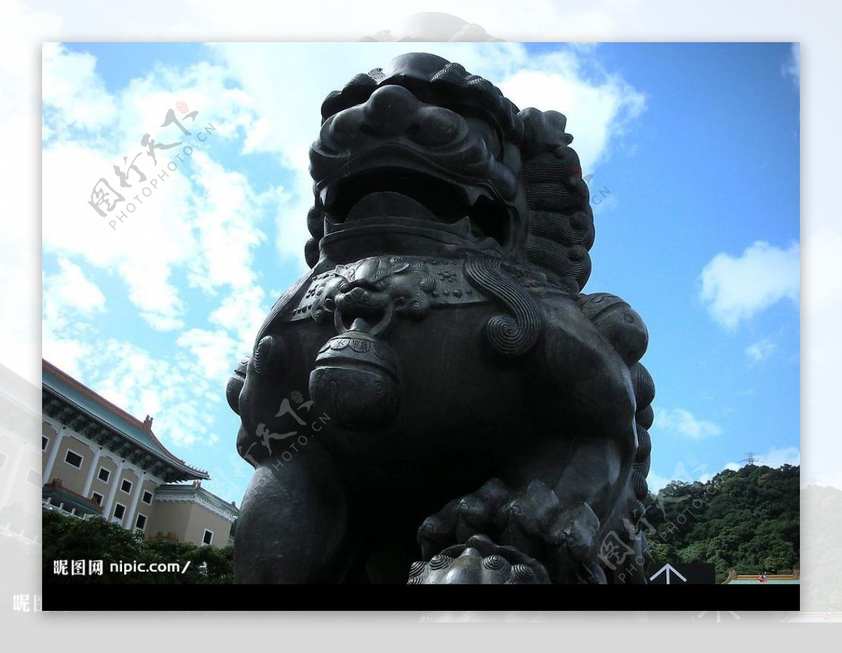 台灣台北國立故宮博物院入口銅獅图片