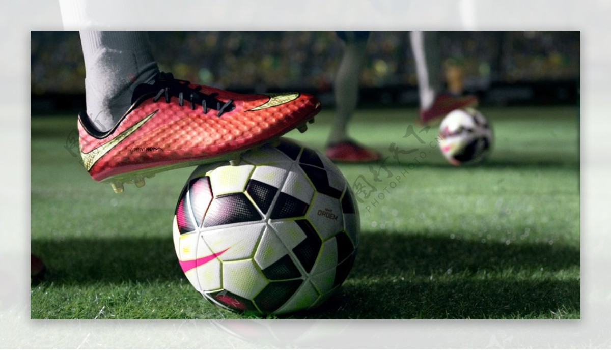 NIKE顶级足球鞋广告图片