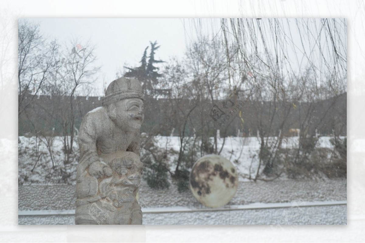 雪景石雕图片