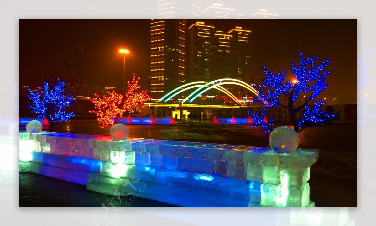 延吉冰雕夜景图片