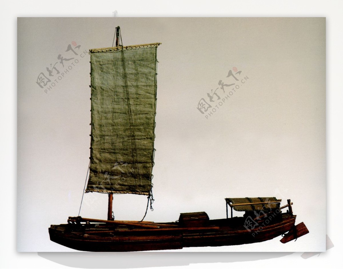 中华传统工具摇船模型图片