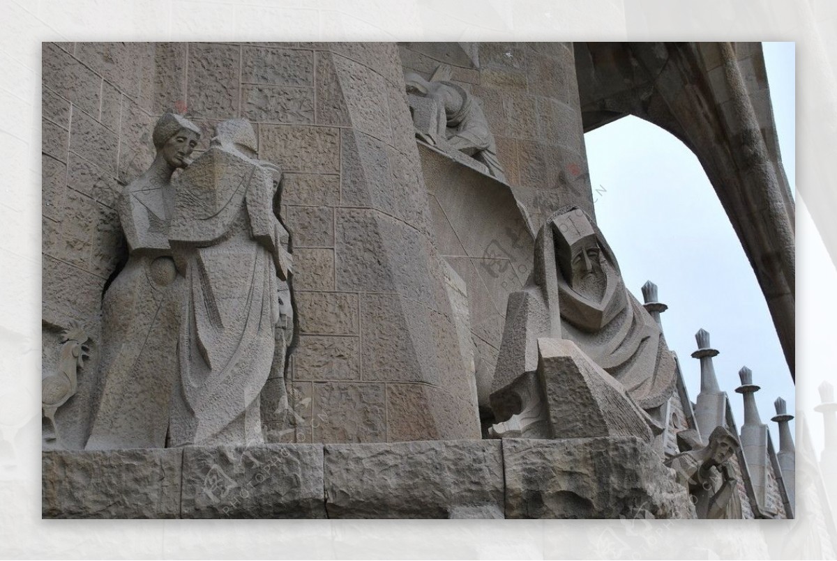 西班牙圣家大教堂雕塑图片