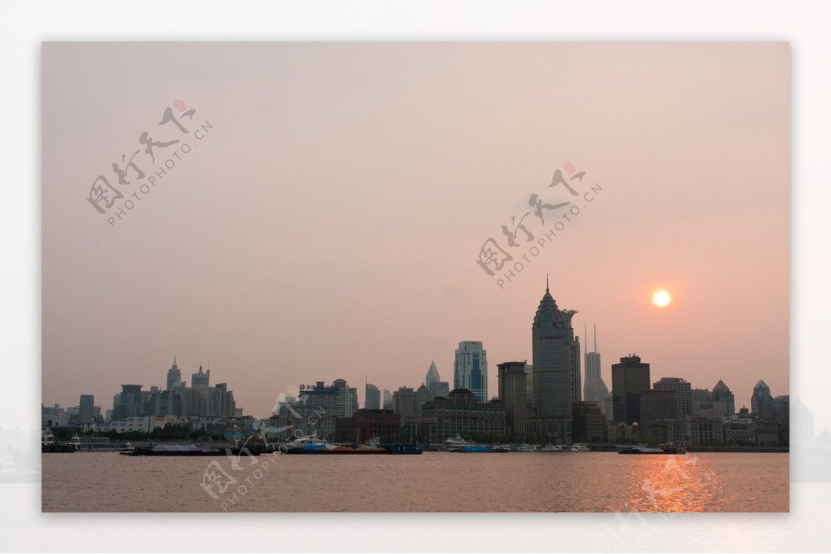 上海黄浦江畔日落图片