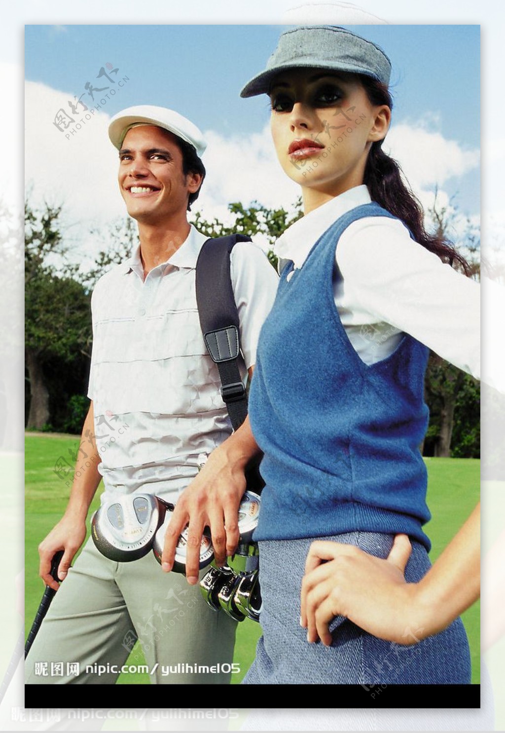 男士女士与高尔夫球图片