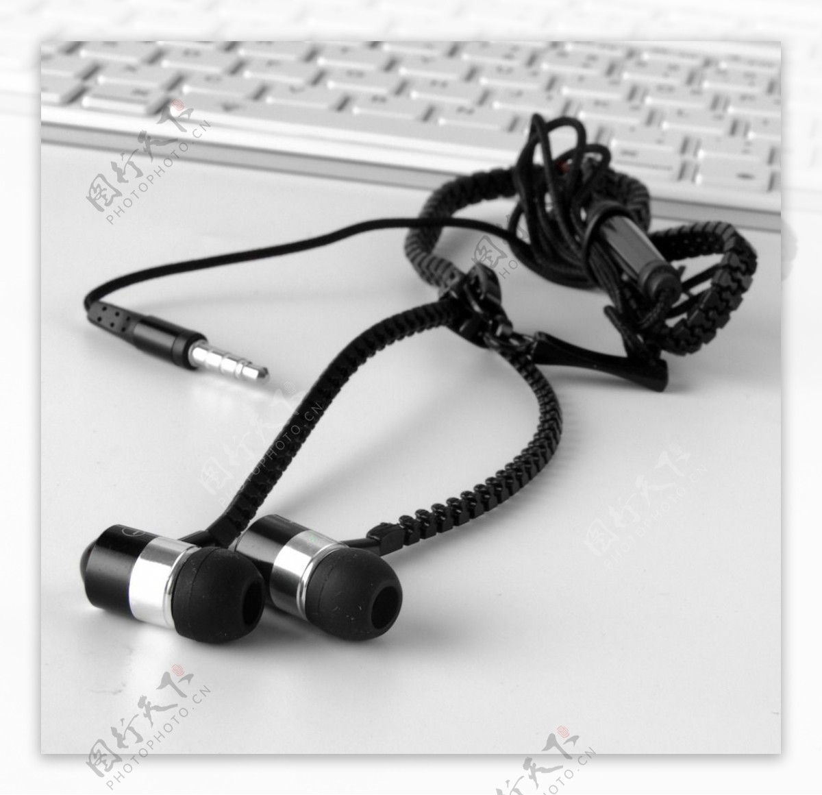 拉链耳机耳机音乐摄影图片