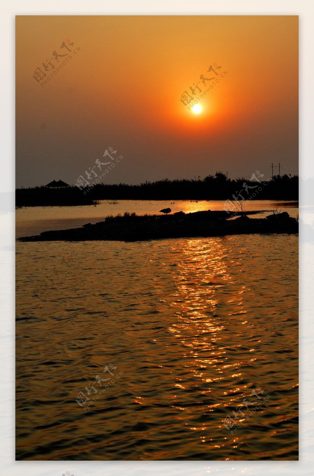 大河夕阳图片