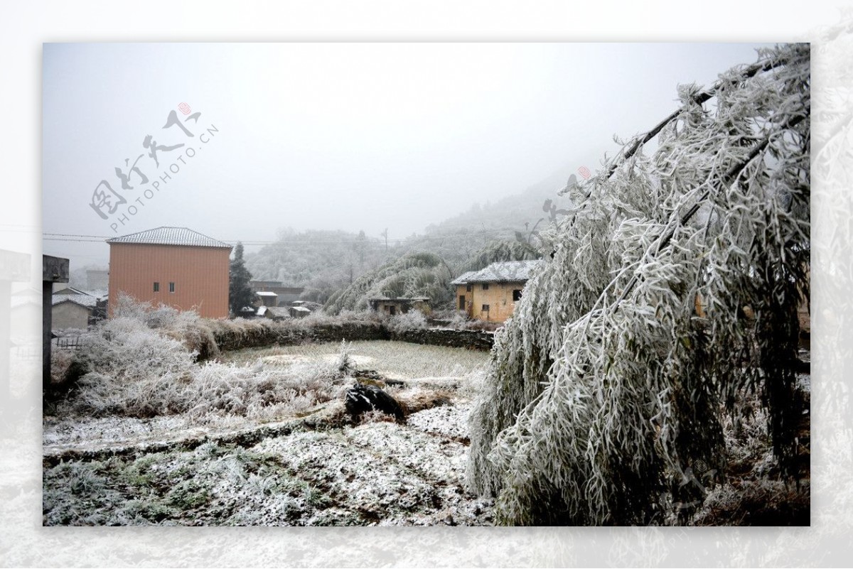 冰雪山庄图片