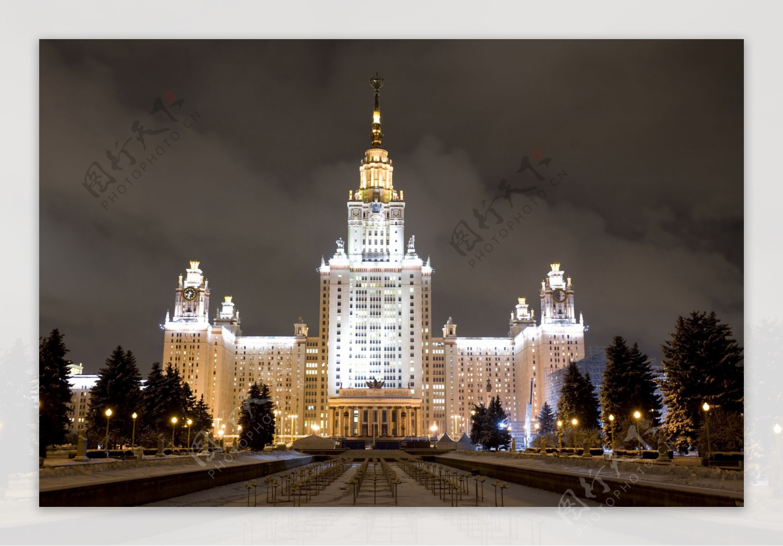莫斯科东欧城堡夜景图片