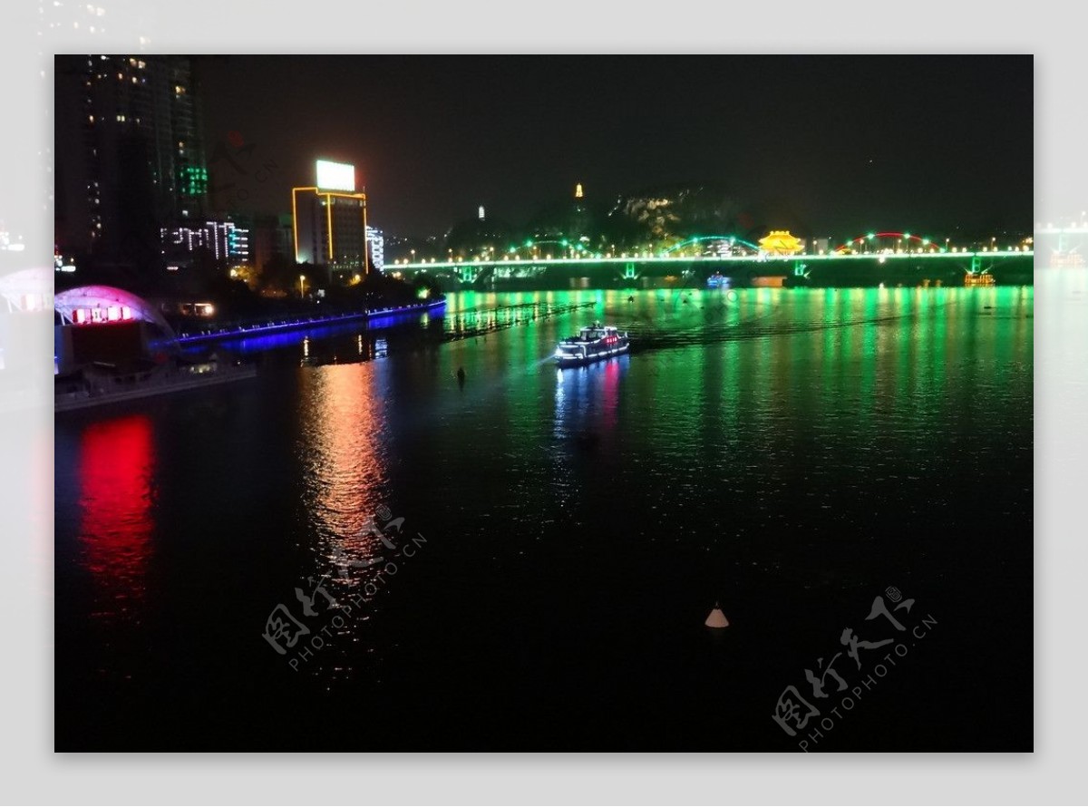 夜色江景图片