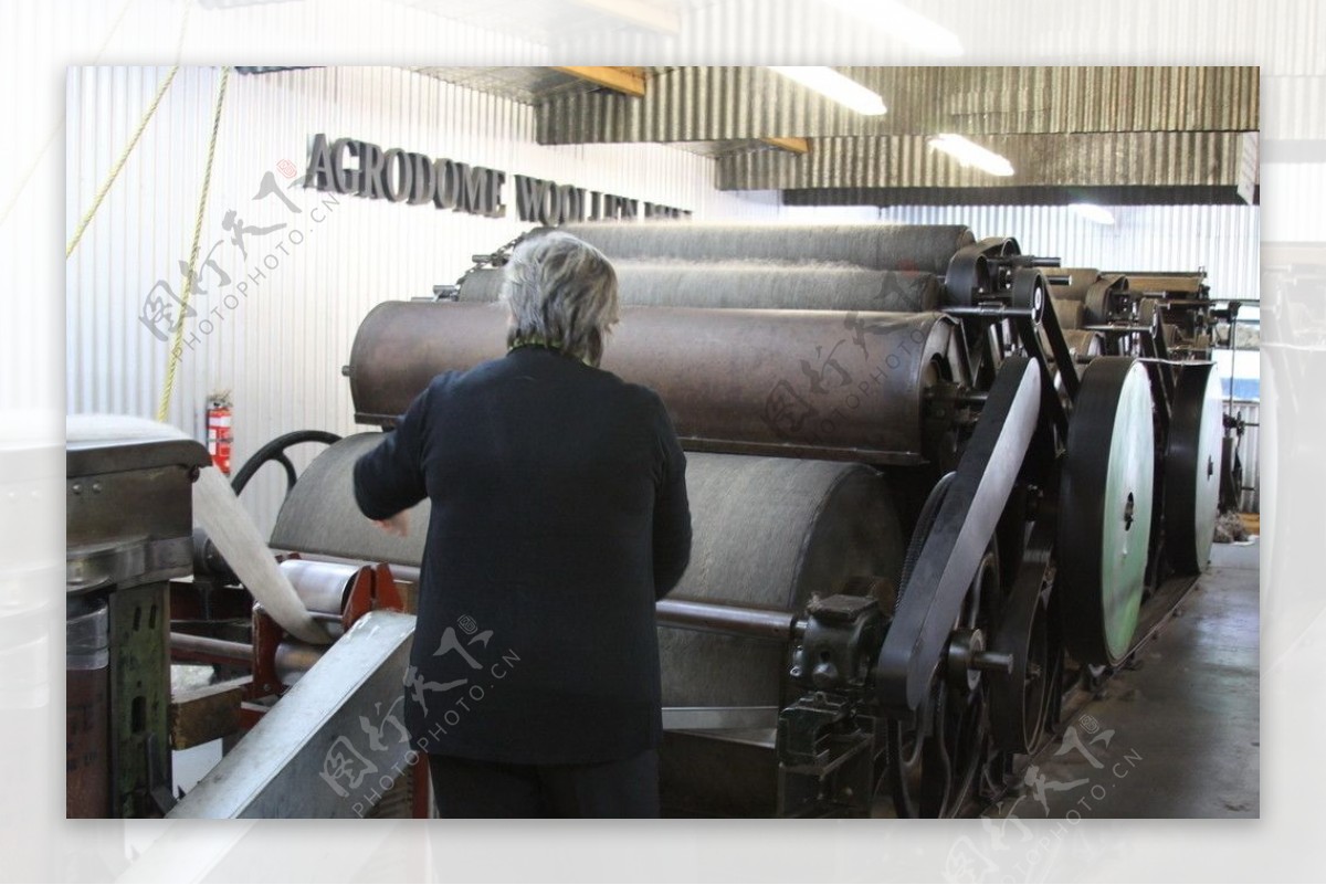 羊毛生产机器图片