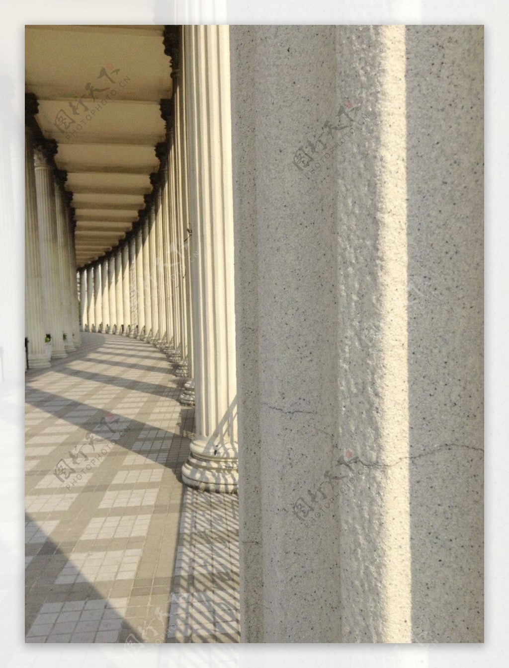 罗马柱走廊图片