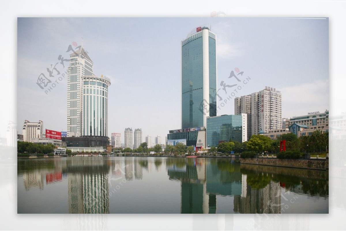 建设银行武汉分行国贸大厦图片