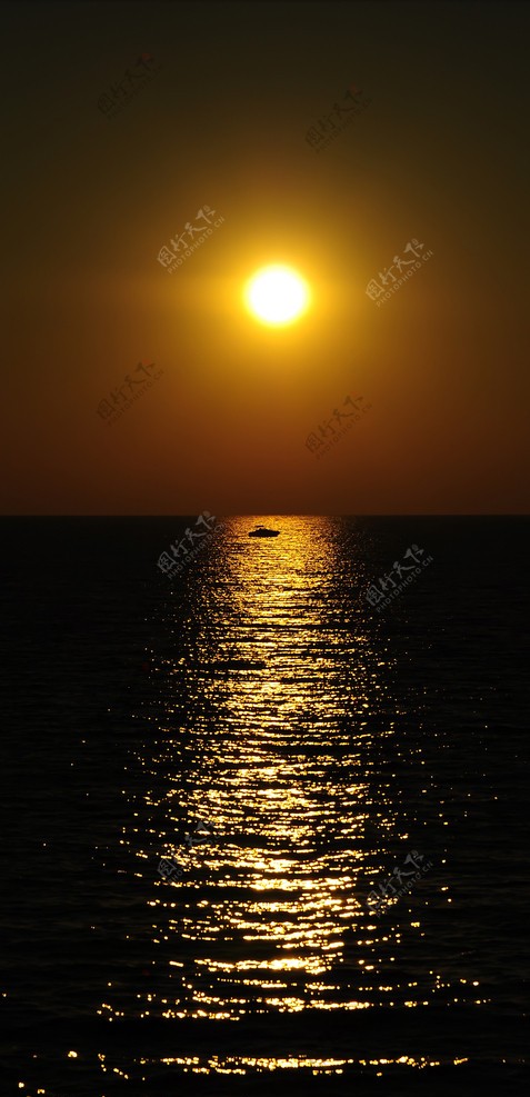 海洋落日景色图片
