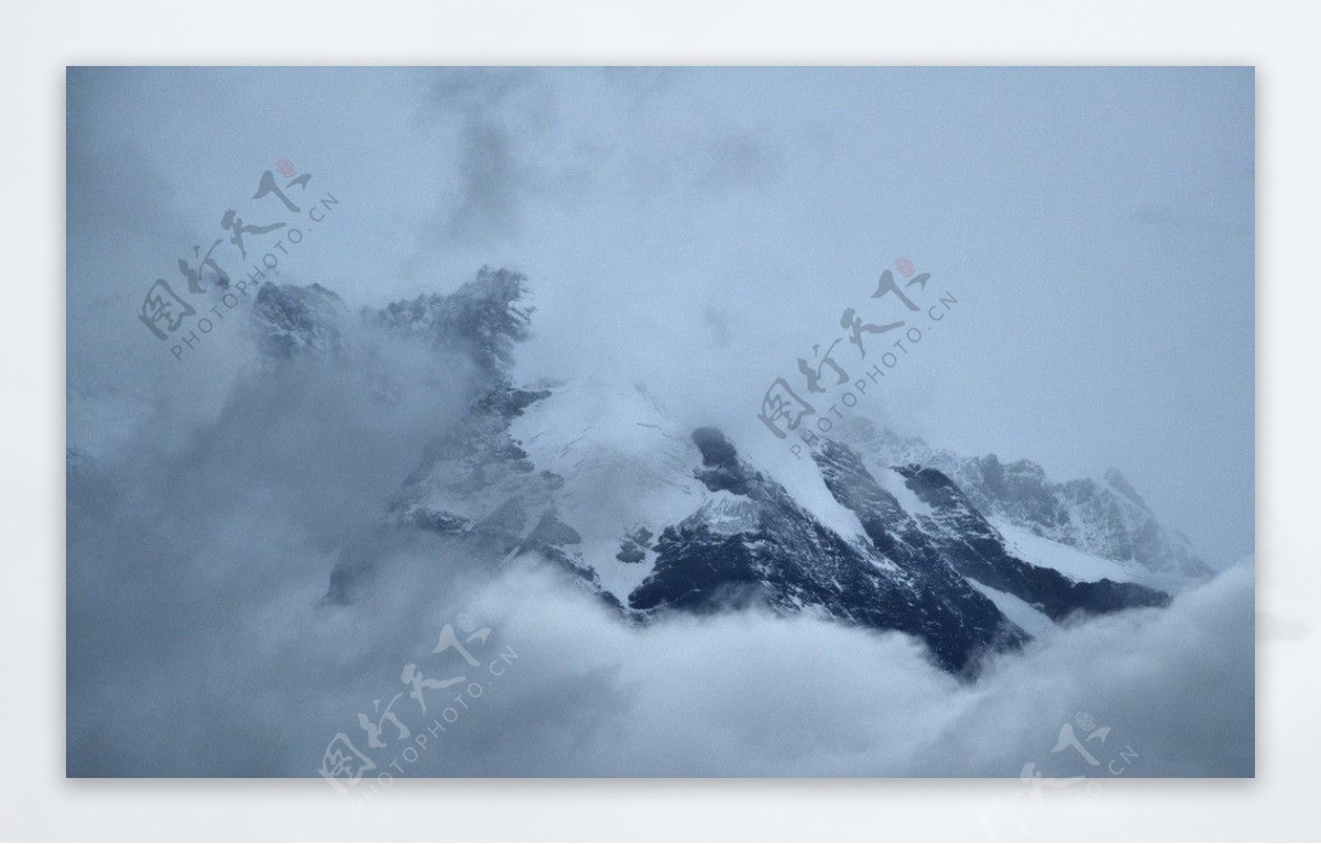 梅里雪山图片