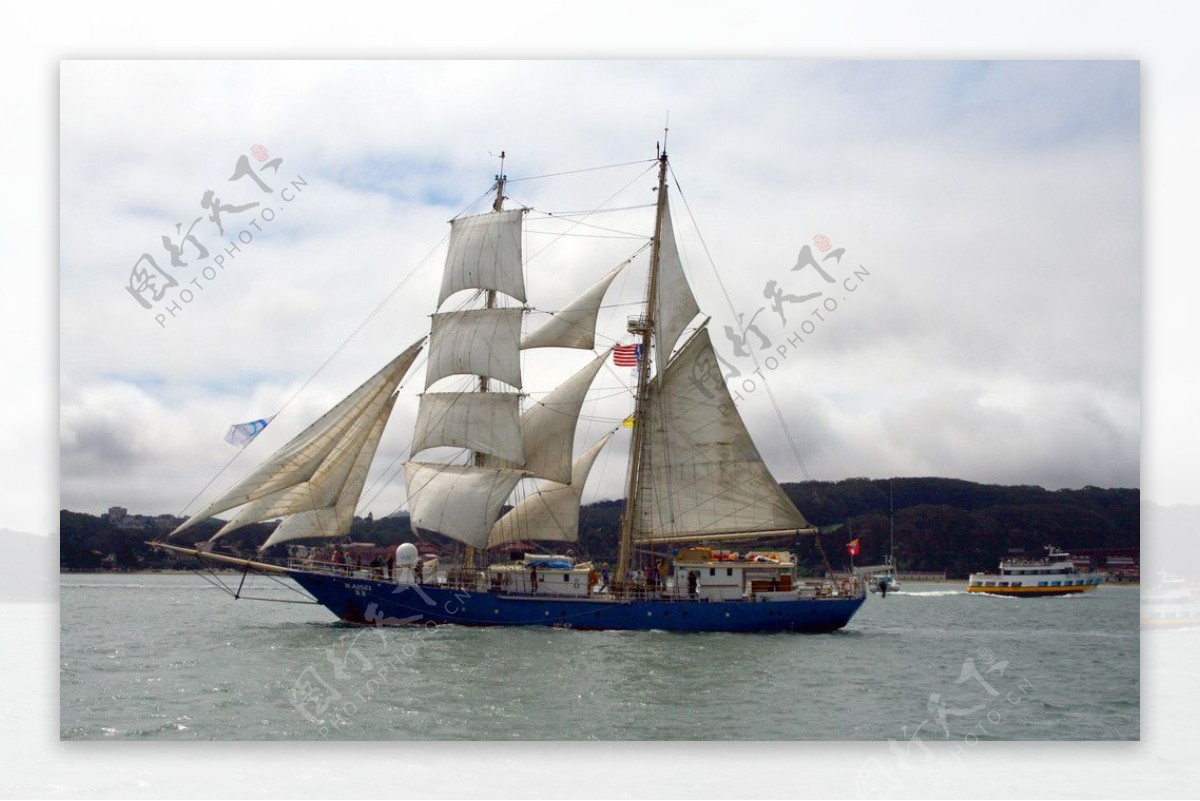帆船海古典帆船轮船图片