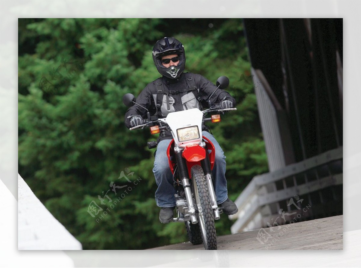 本田越野摩托车图片