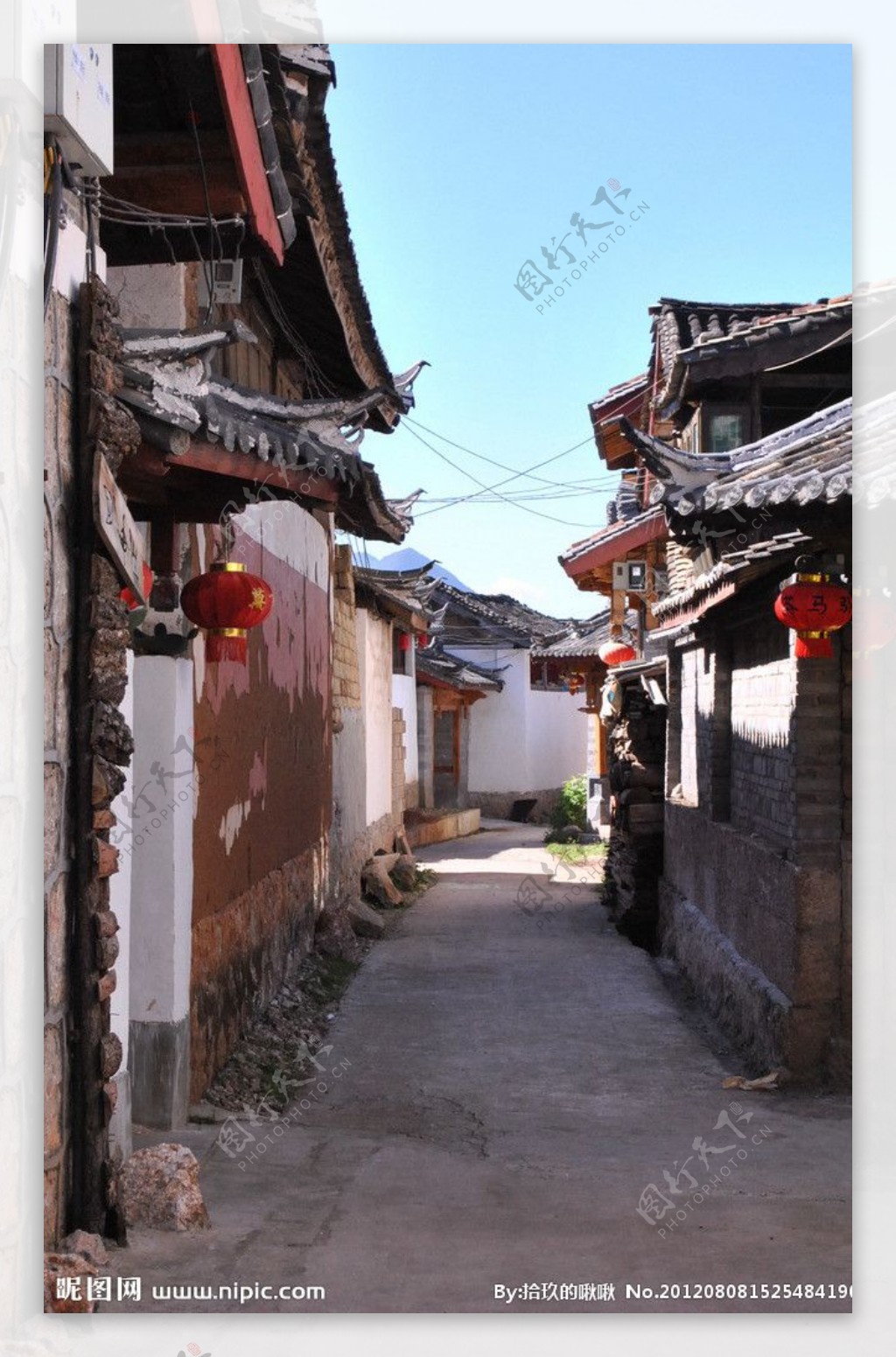 束河古镇巷子图片
