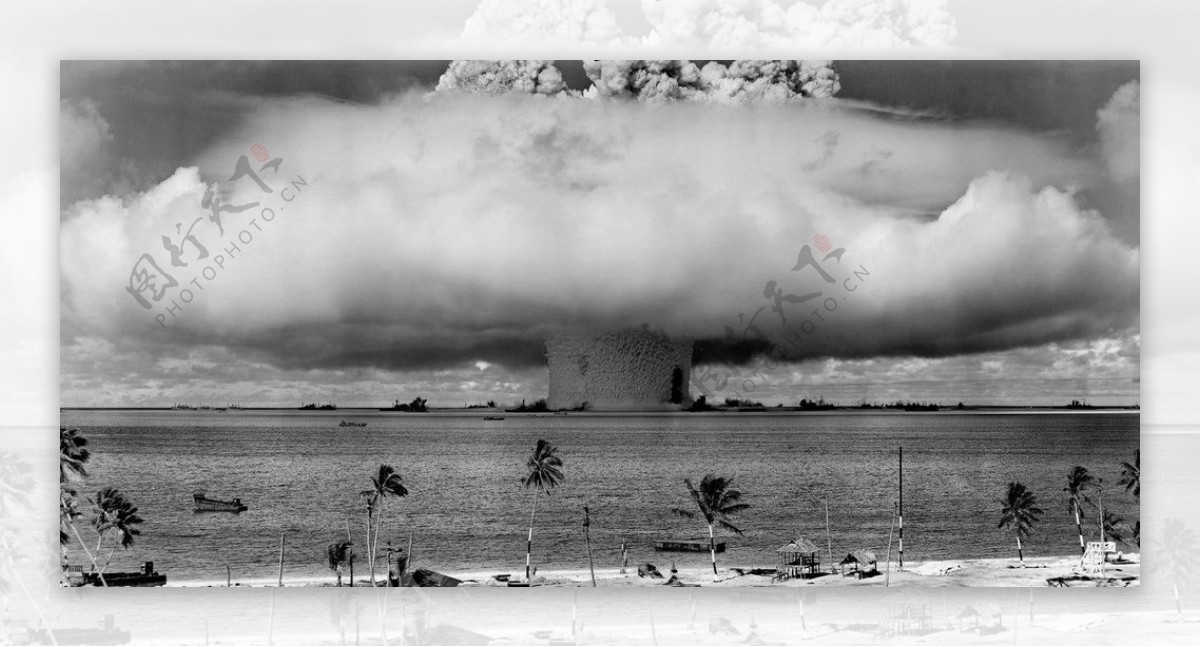 比基尼岛核试验图片