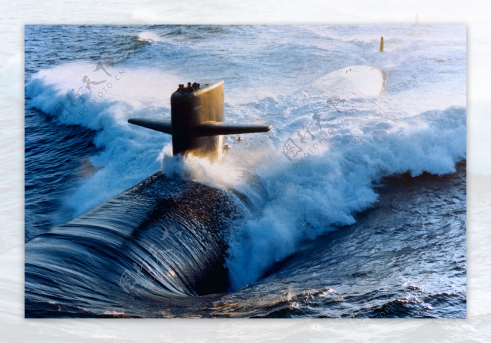 中国军用武器核潜艇图片