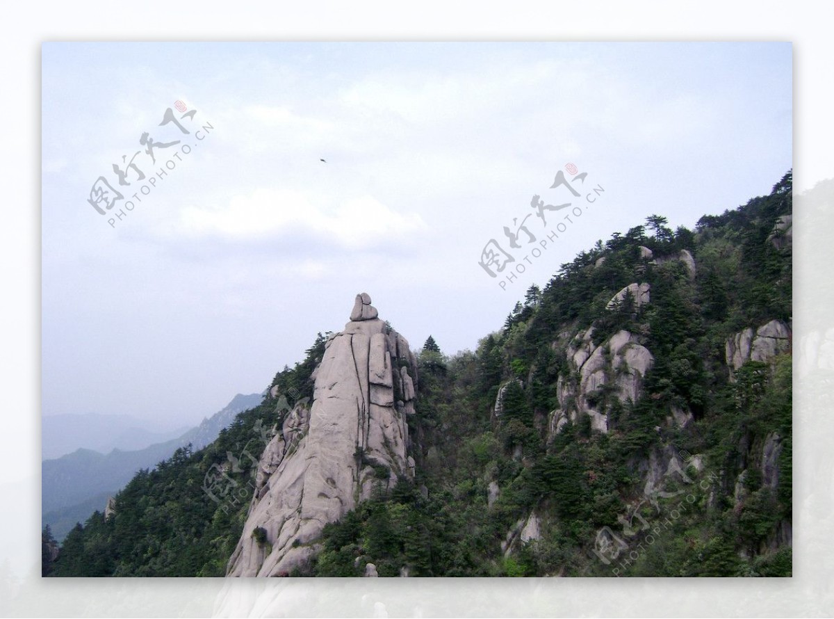九华山的天台峰高清图片下载-正版图片500816992-摄图网