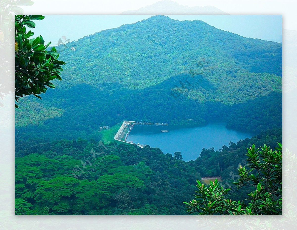 高山绿水图片