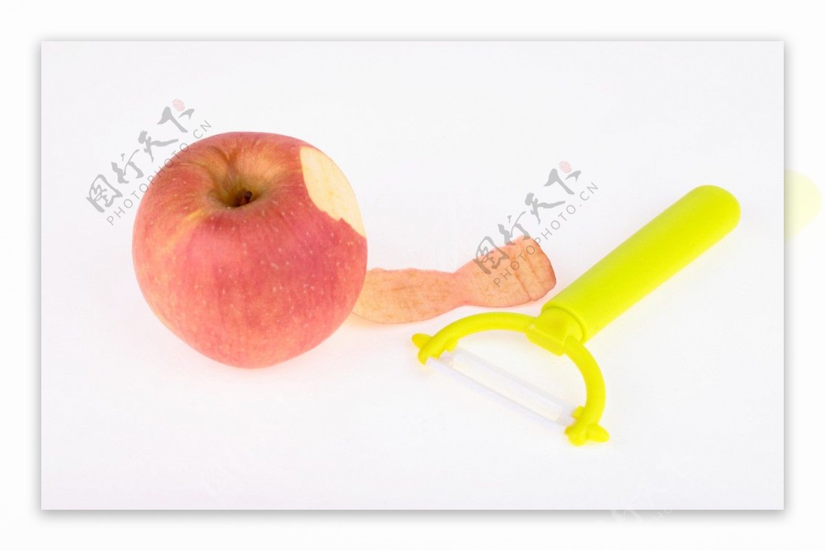削皮器削苹果图片