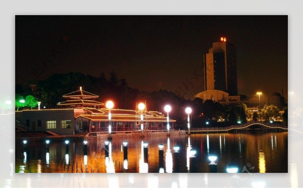 湖南娄星广场夜景图片
