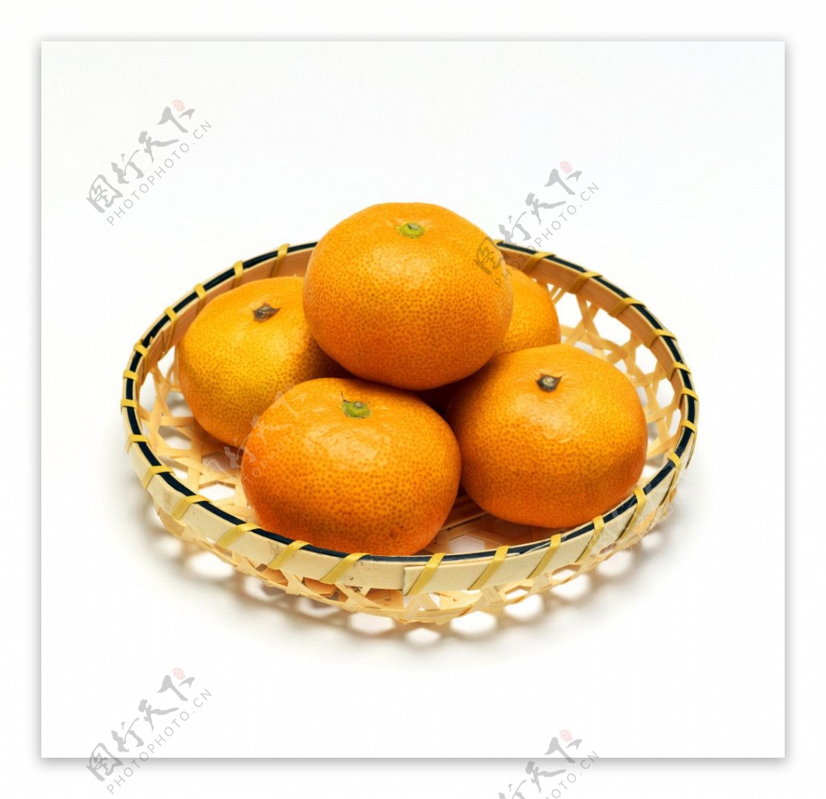 一筐橘子图片