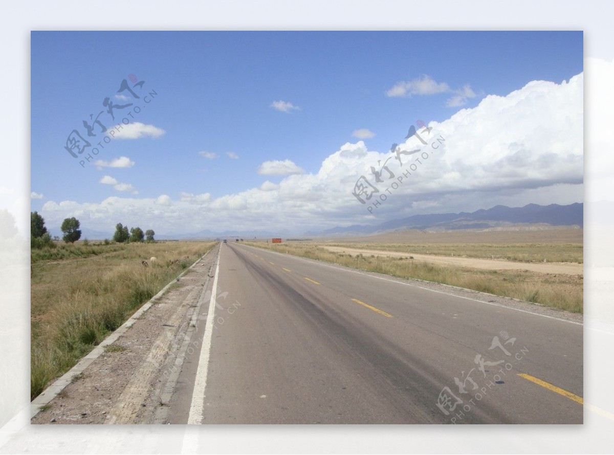 青海的高速公路图片