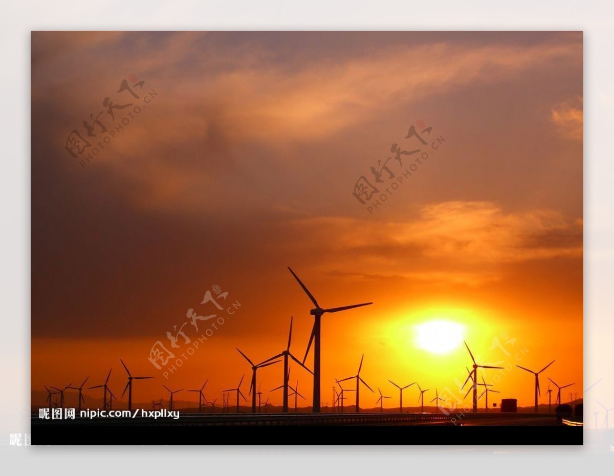 神奇的达坂城风力发电场图片