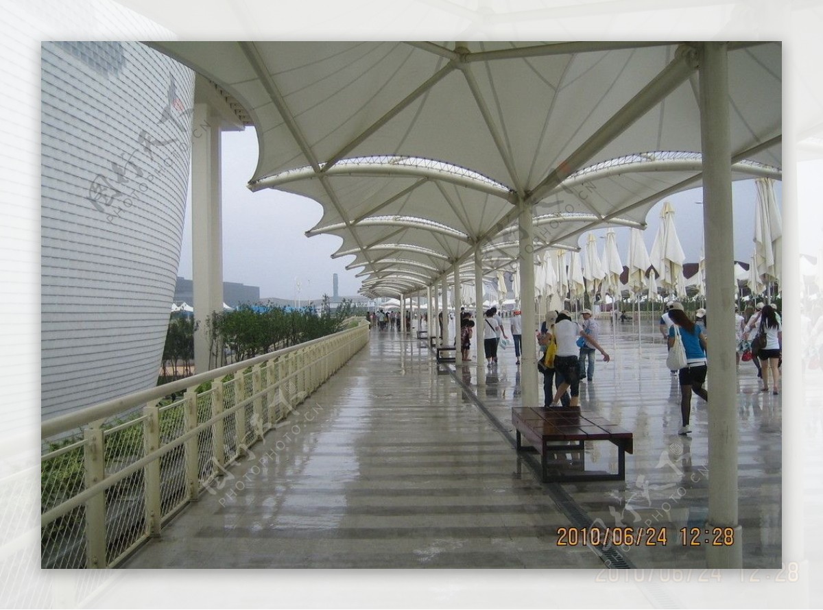 上海世博园的高架长廊图片