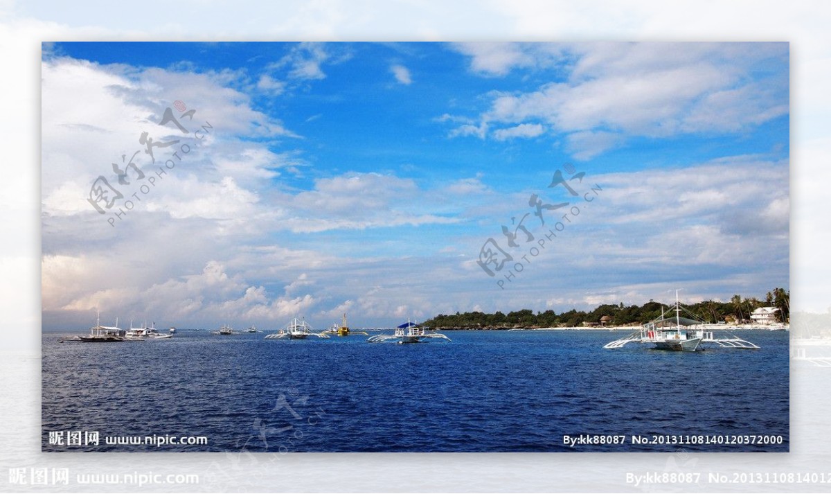 蓝天海岛图片