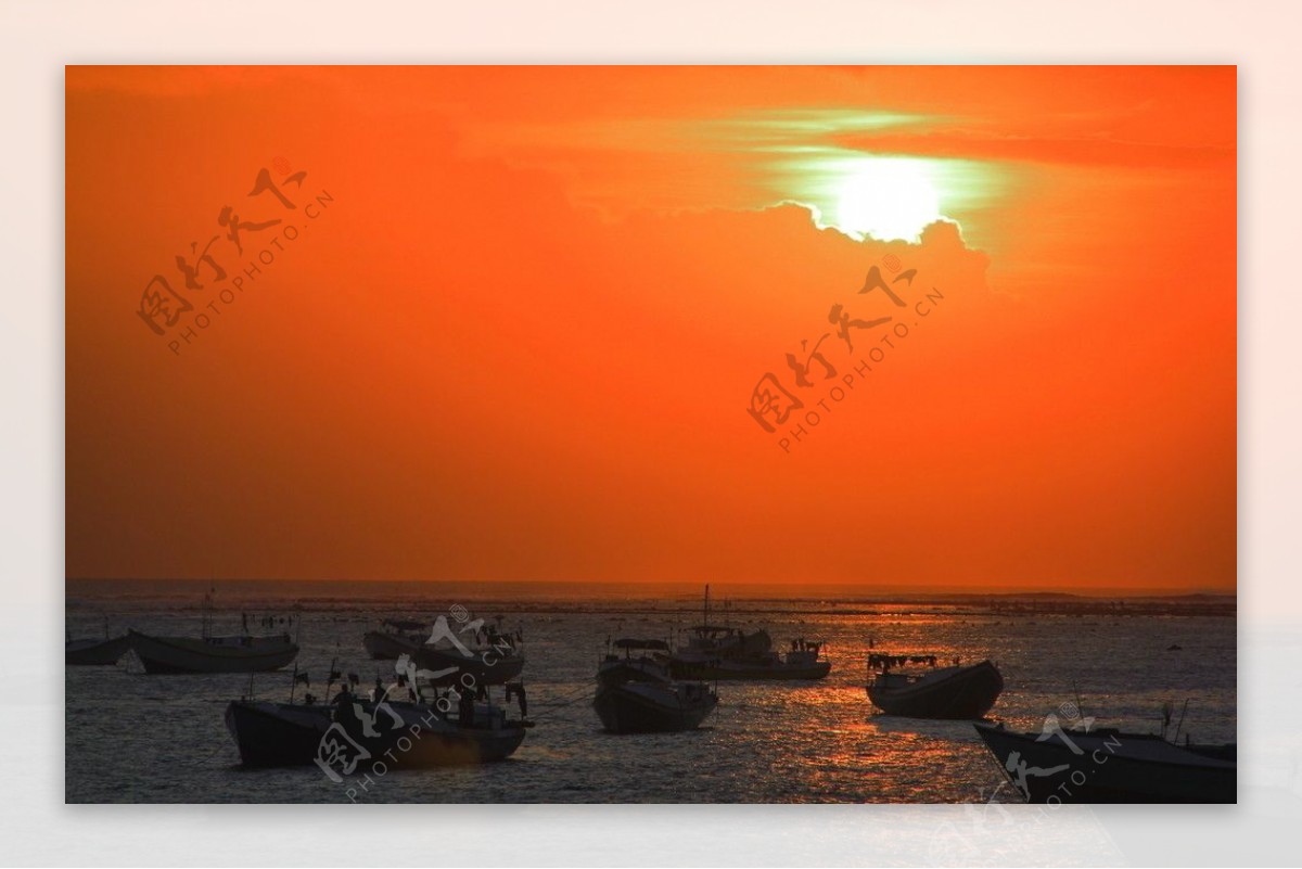 巴厘岛海滨落日图片