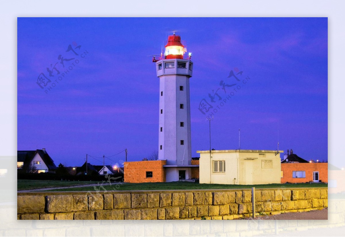 法国勒阿弗尔海边灯塔图片