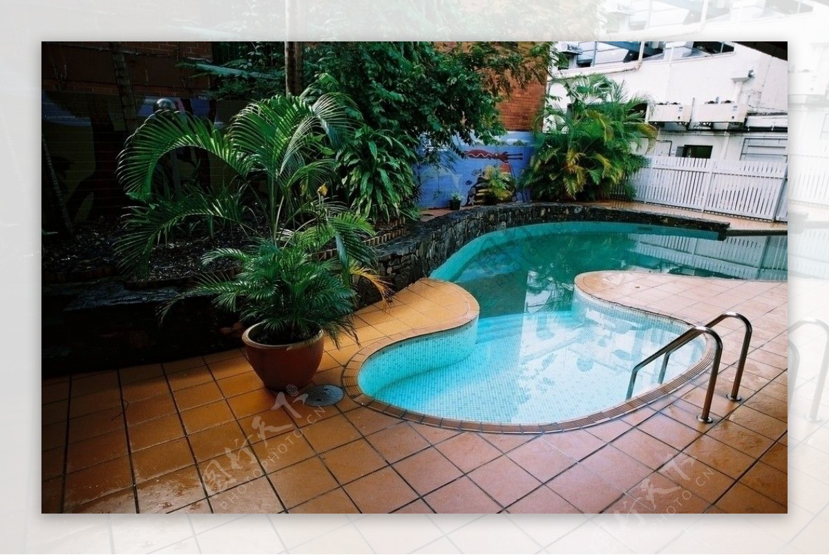 酒店里游泳池图片