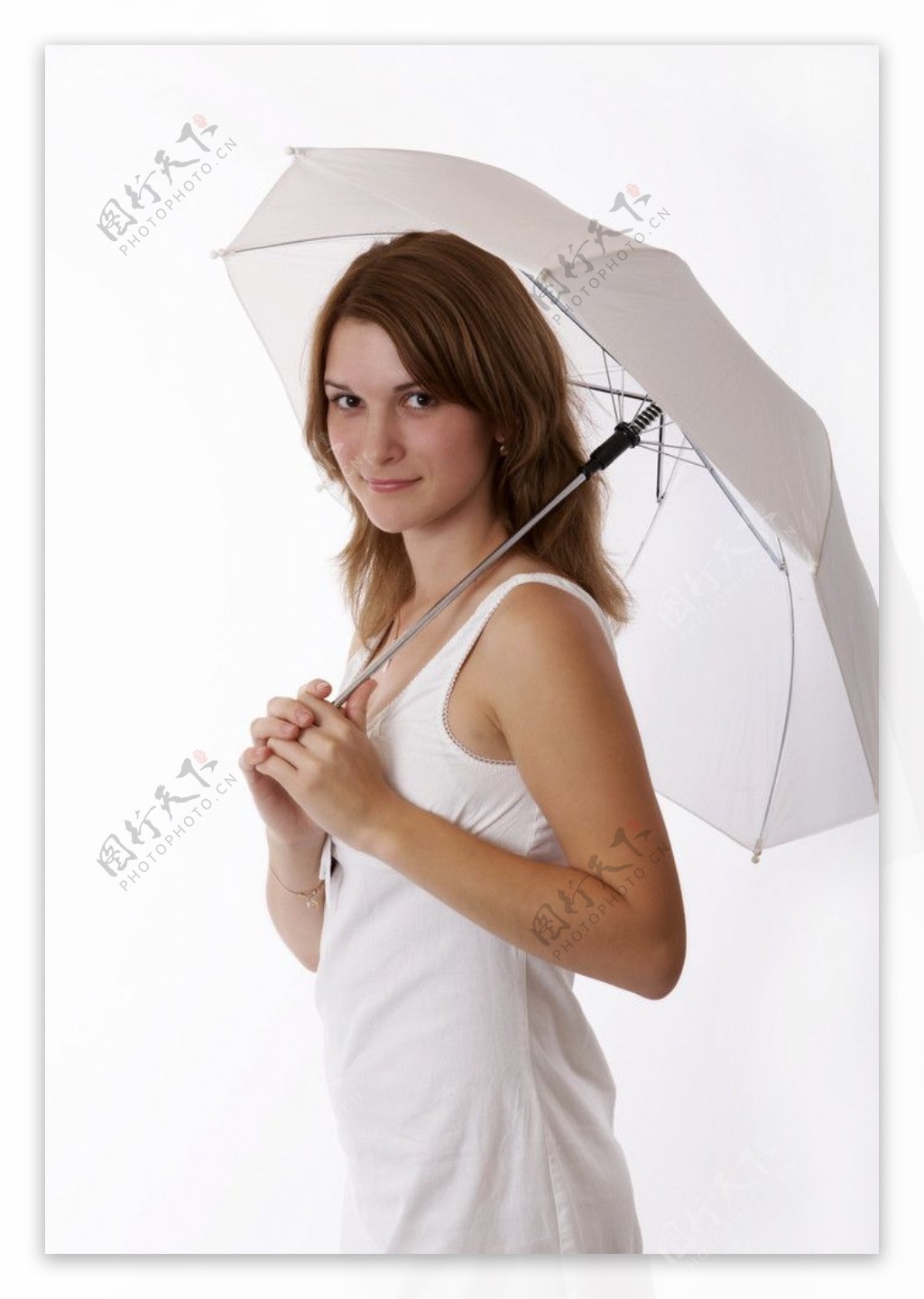 打着雨伞的美女图片
