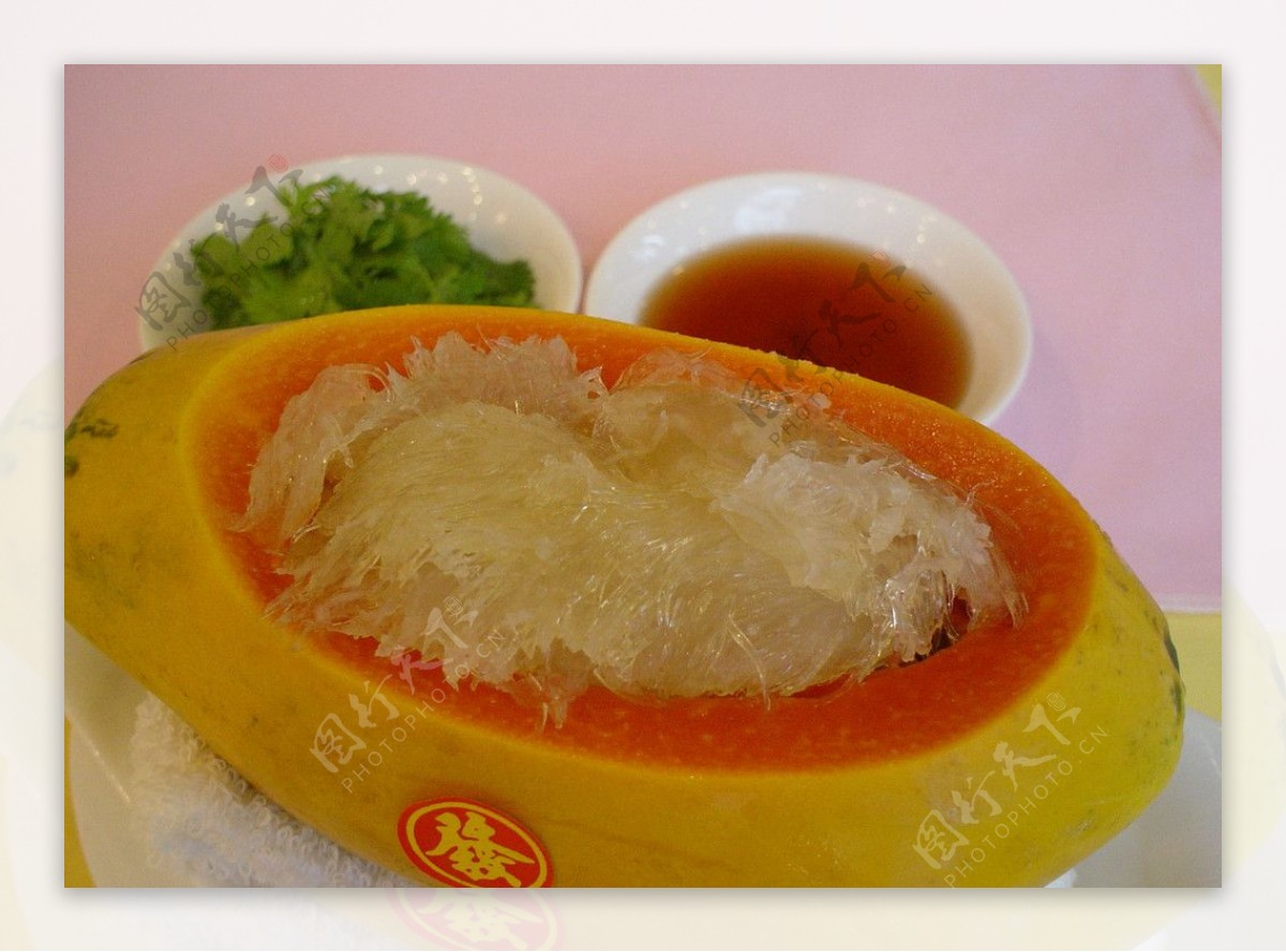 泰国木瓜炖鱼翅图片
